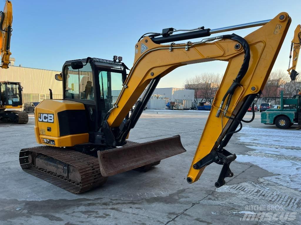 JCB 67 C 小型挖土機/掘鑿機<7t(小型挖掘機)
