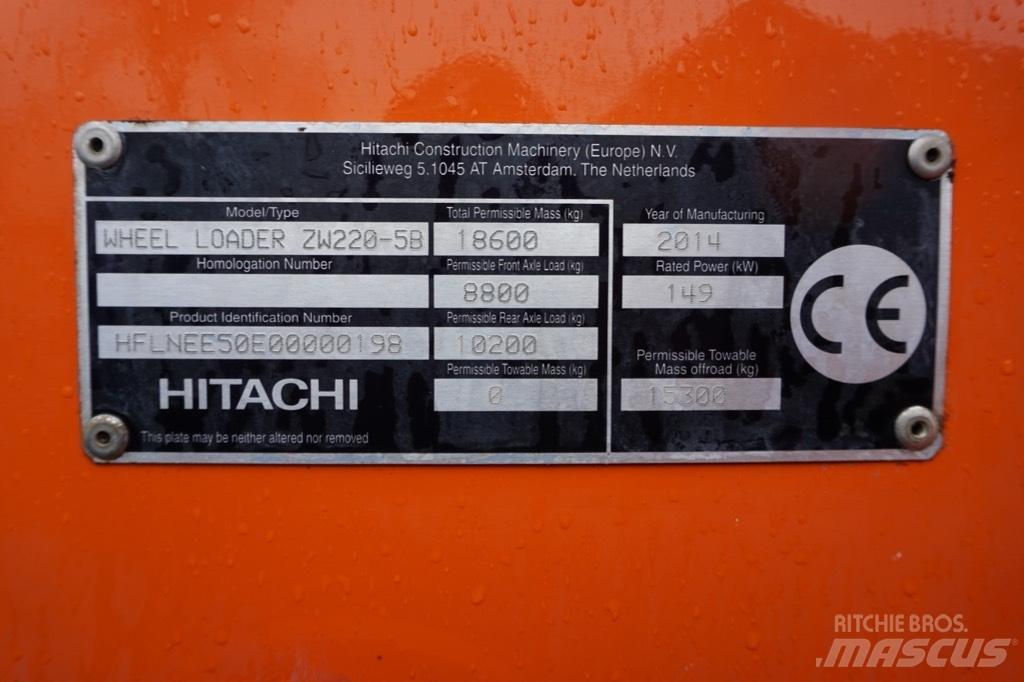 Hitachi ZW 220-5 B 輪胎式裝載機
