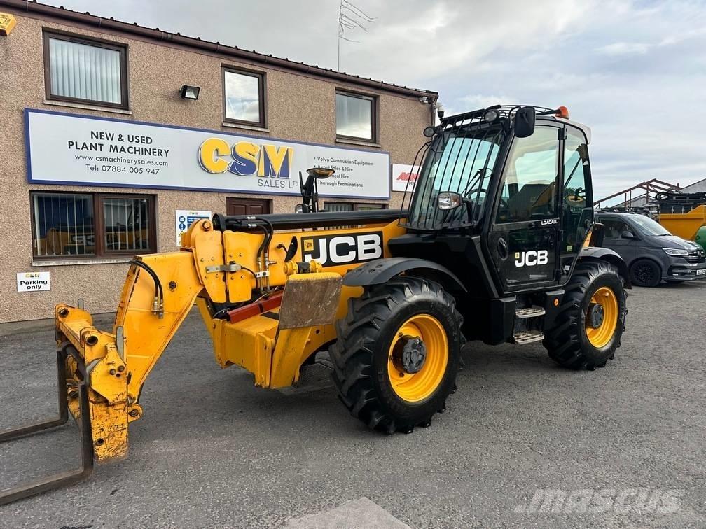 JCB 535-140 Hiviz 伸縮臂操作車