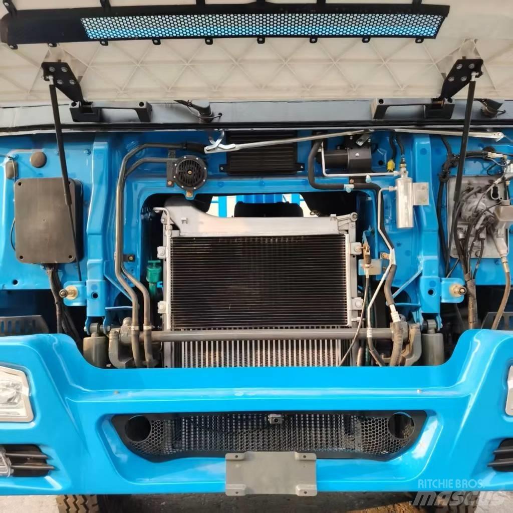 Howo 371 吊鉤式起重車