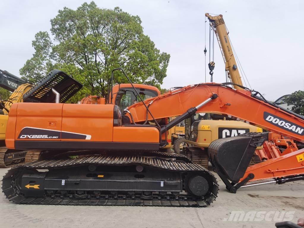 Doosan DX225LC-9C 履帶式 挖土機/掘鑿機/挖掘機
