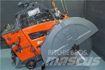 Husqvarna FS7000DL 岩石和混凝土鋸