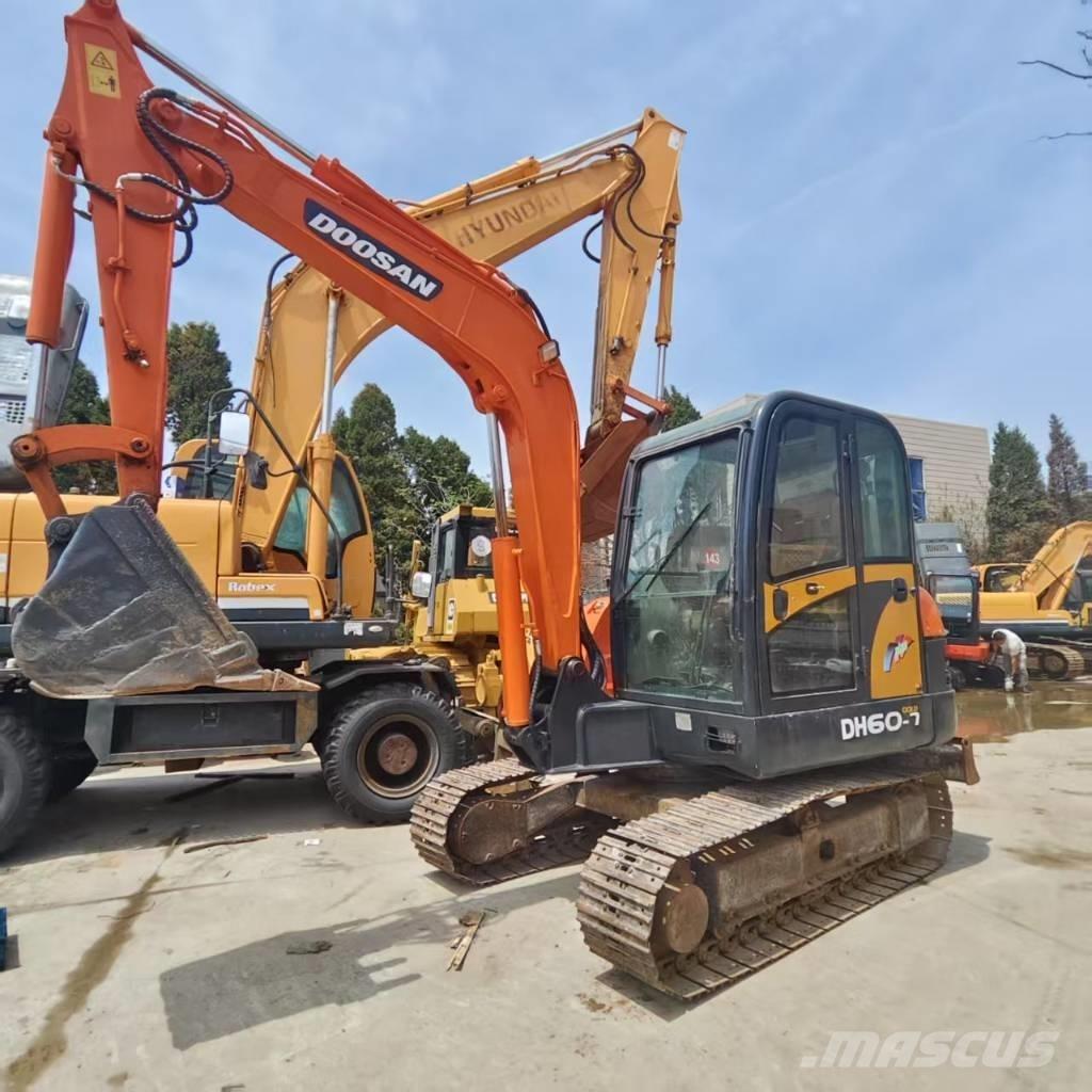 Doosan DH 60-7 小型挖土機/掘鑿機<7t(小型挖掘機)