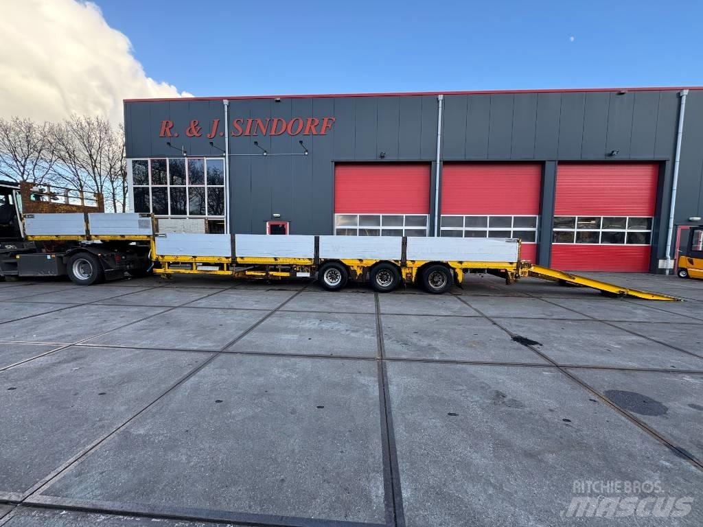 Nooteboom OSD-48-03 地架式半拖車