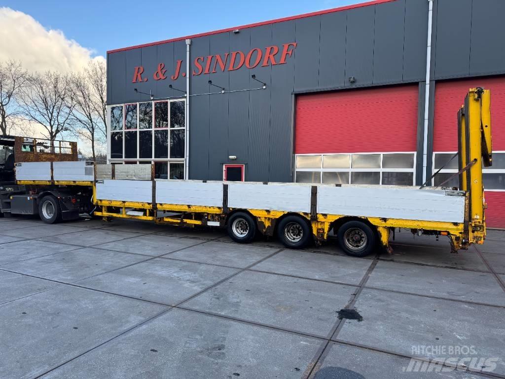Nooteboom OSD-48-03 地架式半拖車