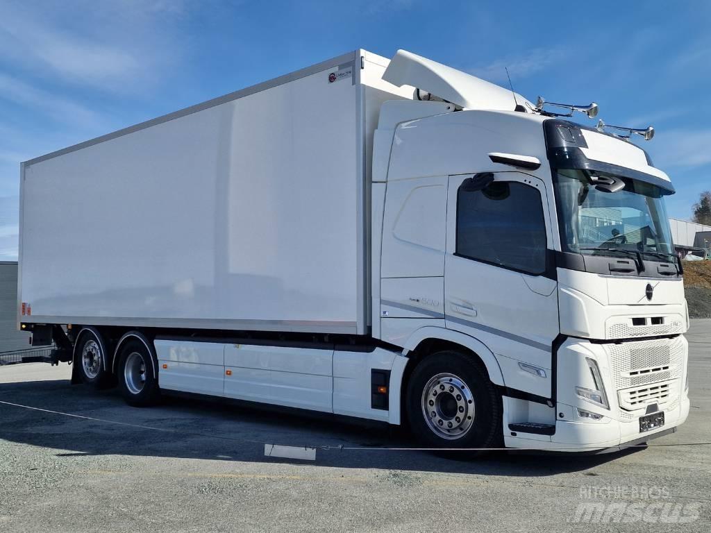 Volvo FM500 6x2 貨箱式卡車