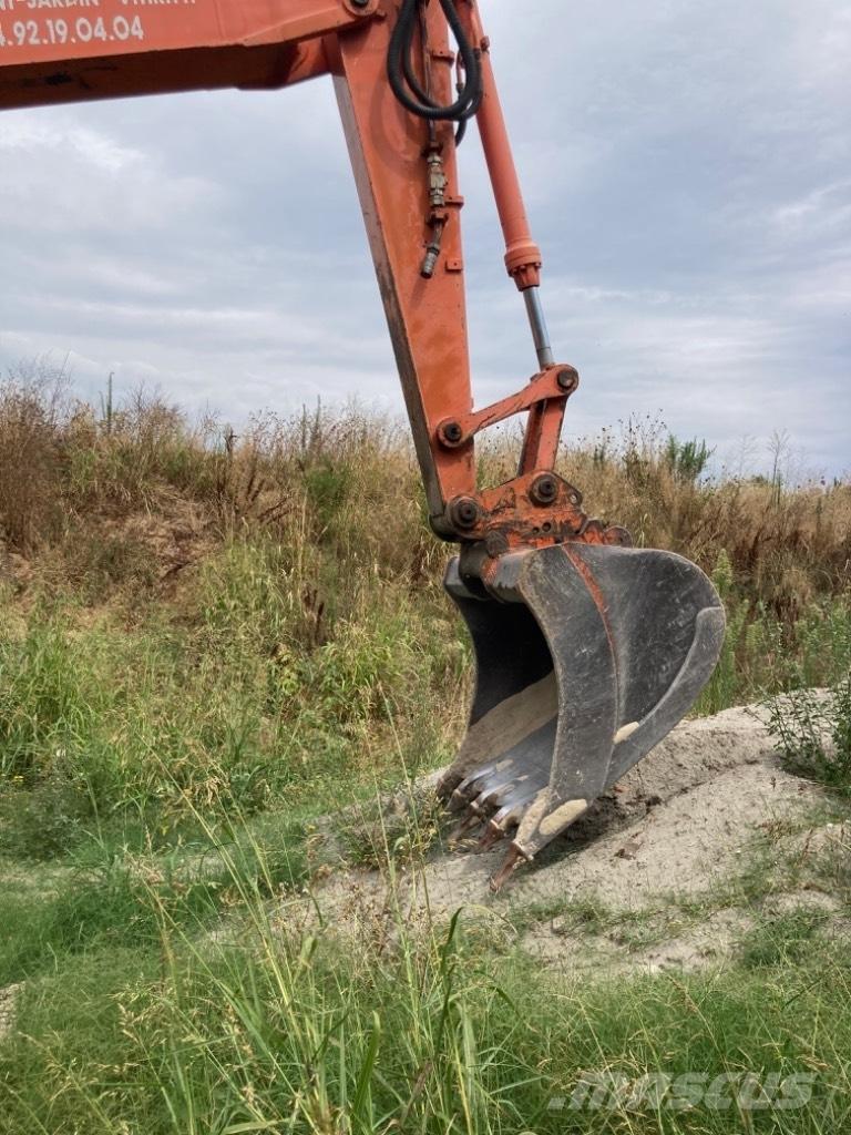 Hitachi EX 135 W 旋轉式挖土機/掘鑿機/挖掘機