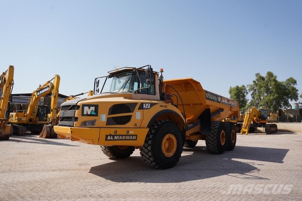 Volvo A 35 F 鉸接式起吊車