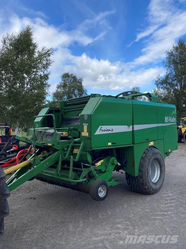 McHale Fusion 2 圓型牧草打包機