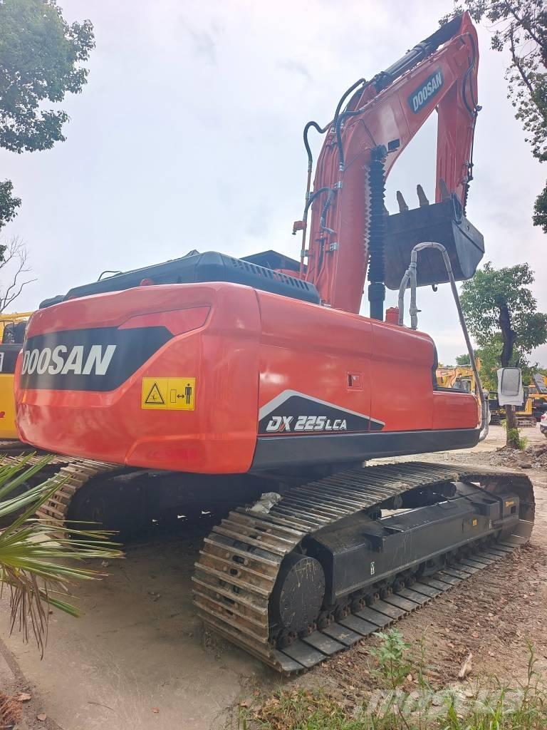 Doosan DX 225LC-9C 履帶式 挖土機/掘鑿機/挖掘機