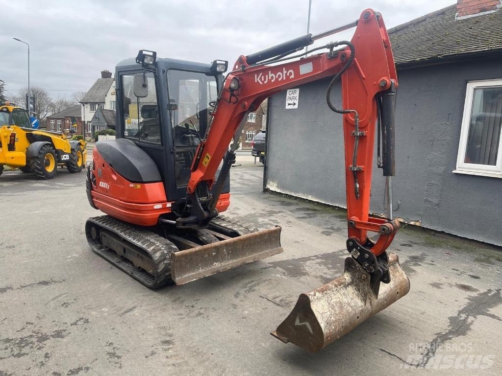 Kubota KX 61-3 小型挖土機/掘鑿機<7t(小型挖掘機)