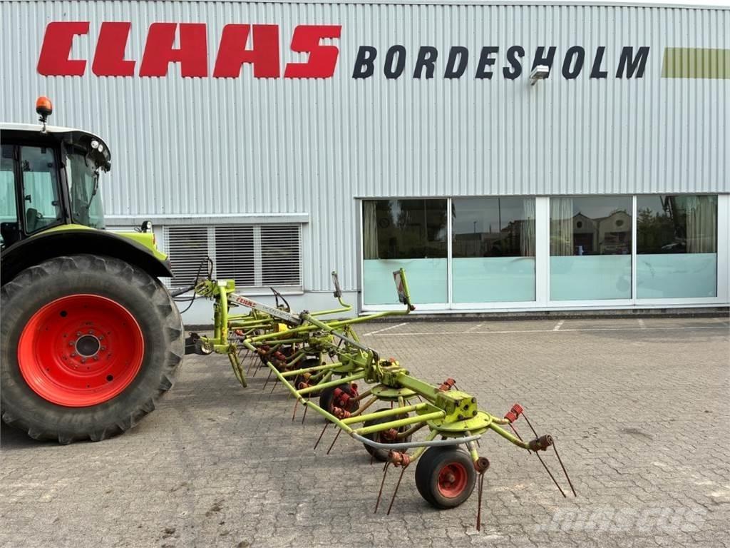 CLAAS VOLTO 870 耙與翻草機
