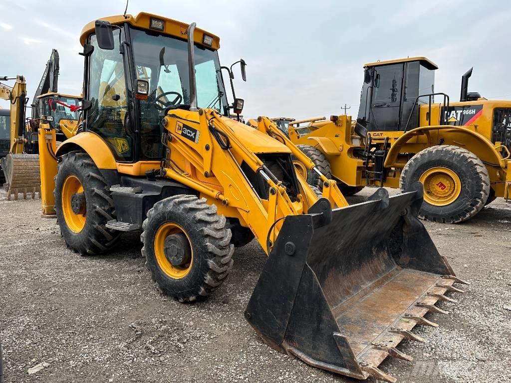 JCB 3 CX 反鏟裝載機