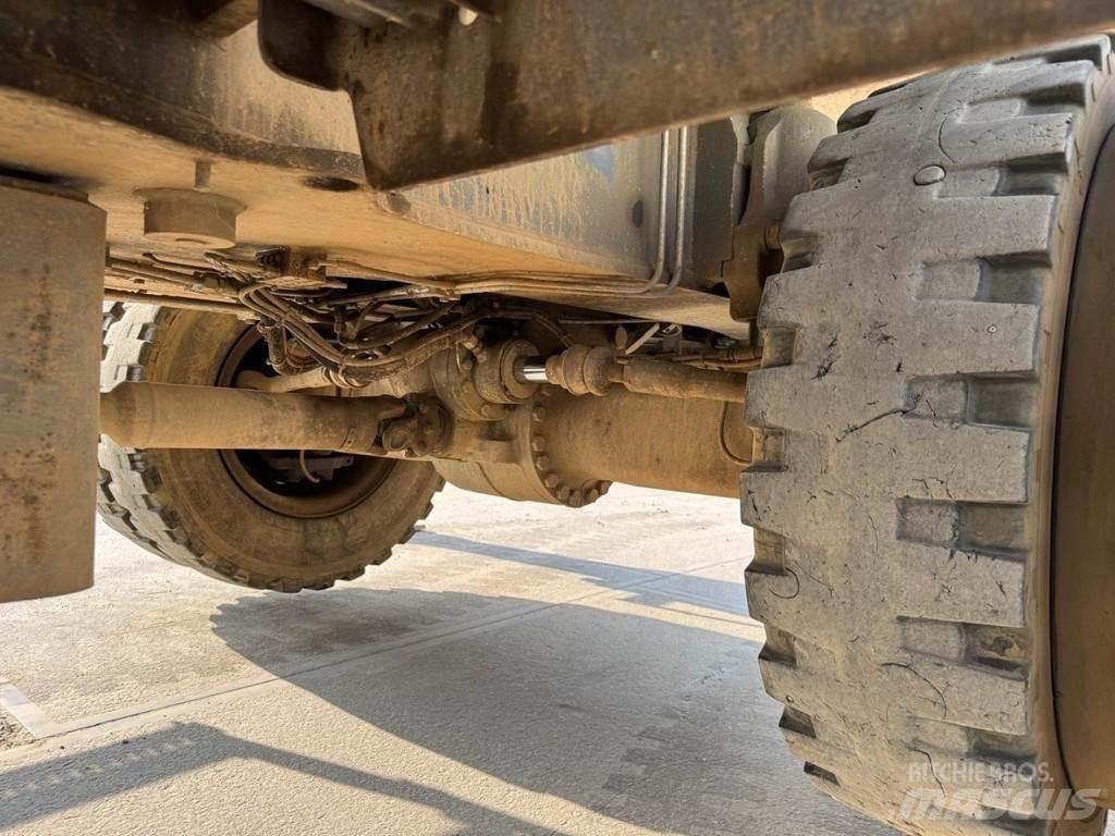 Liebherr LH 26 M 廢棄物/工業用操作車