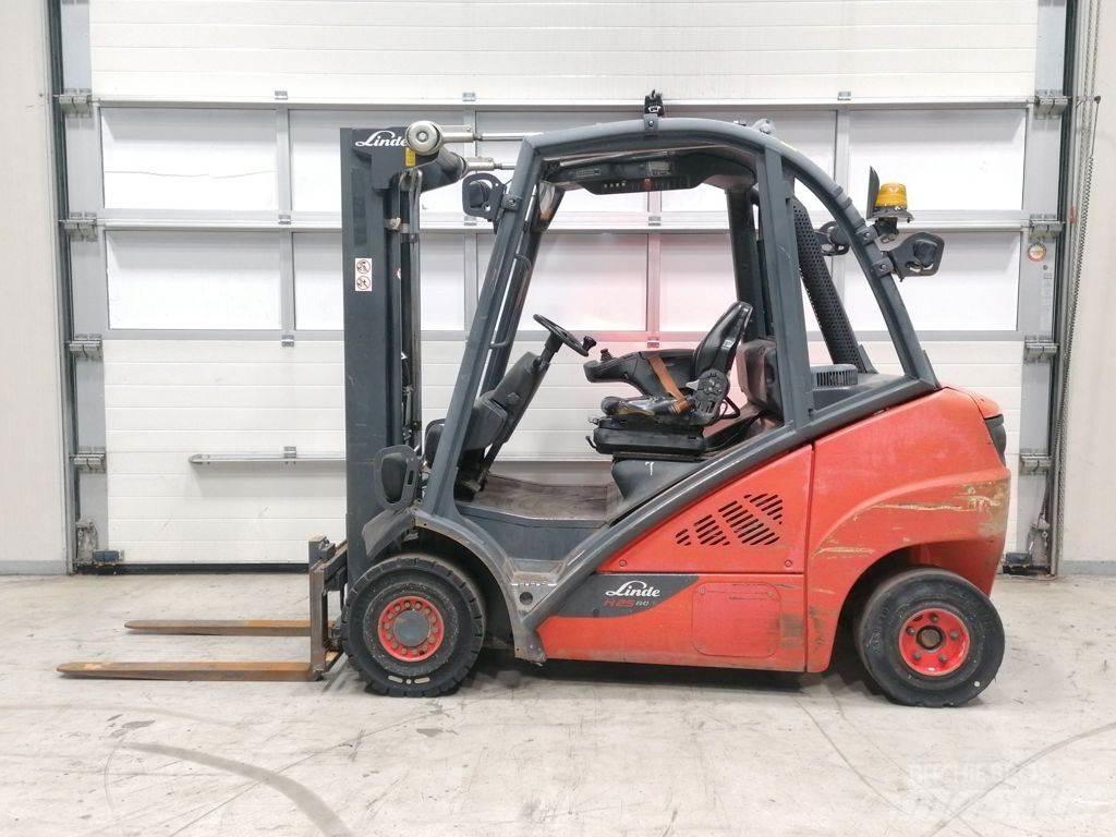 Linde H25D-02 柴油卡車