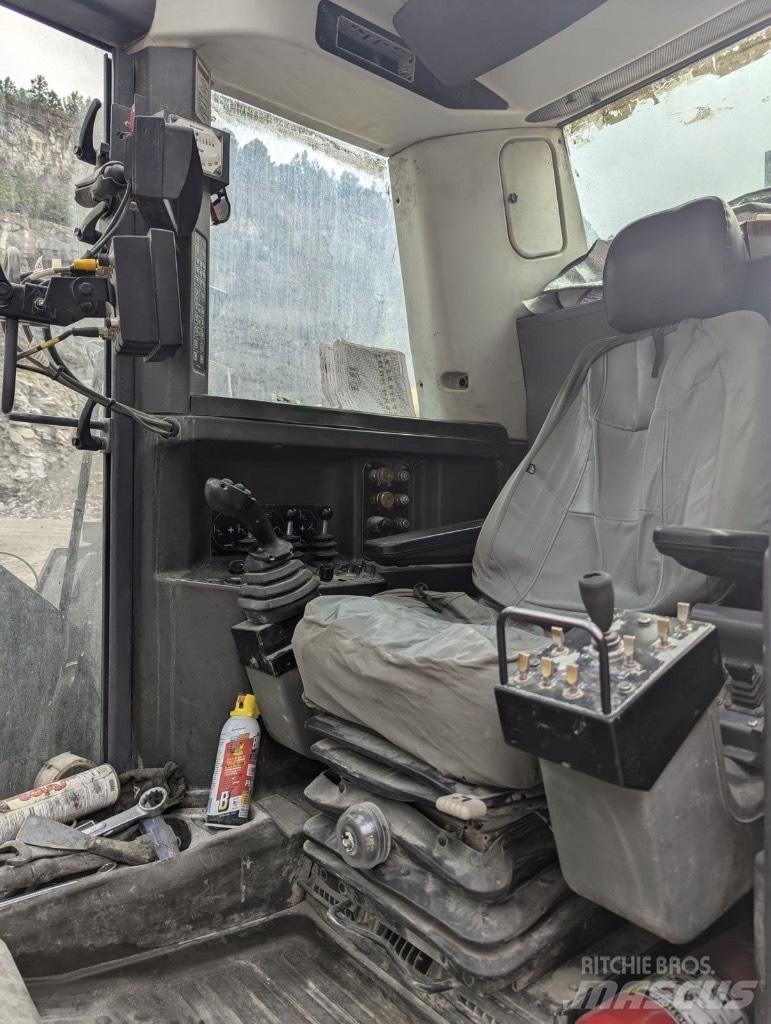 Atlas Copco D60-SF 鑽孔機