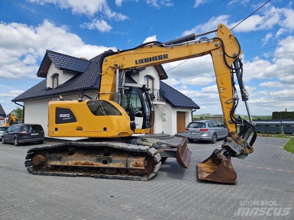Liebherr 920 Compakt 掘溝機