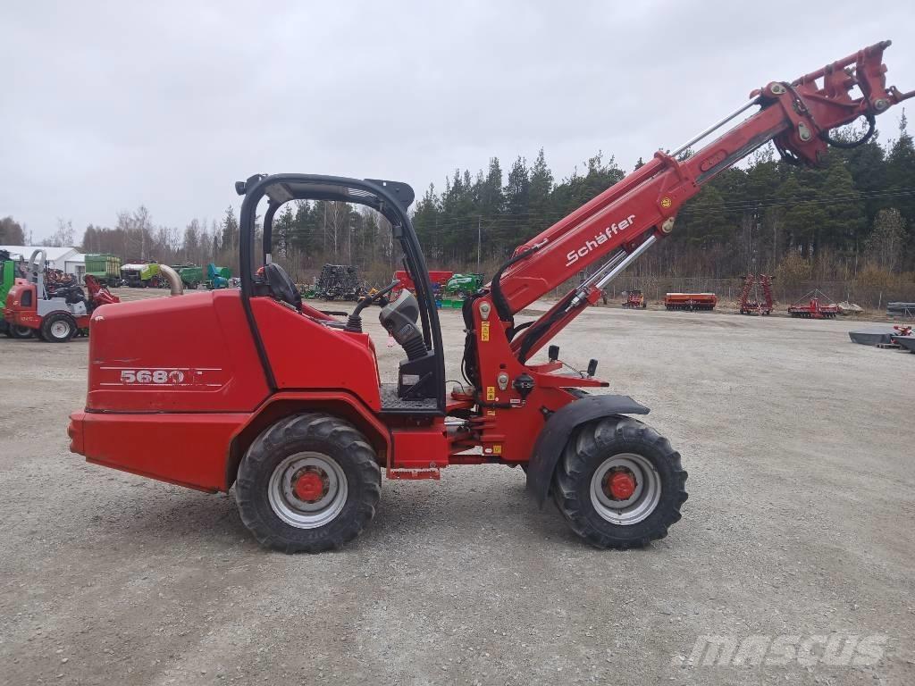Schäffer 5680 T 農業用伸縮臂裝載機