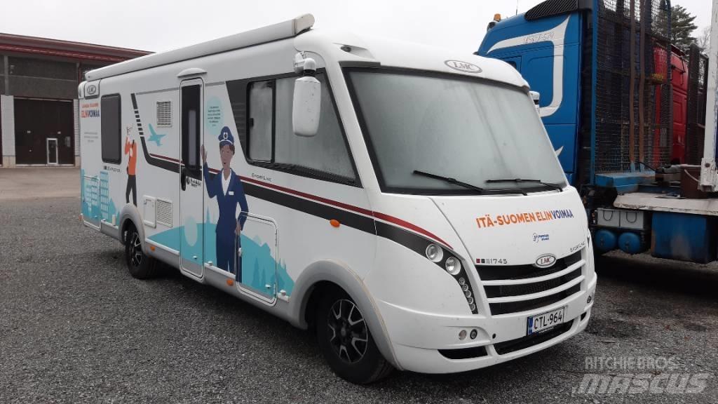 LMC 1745 汽車
