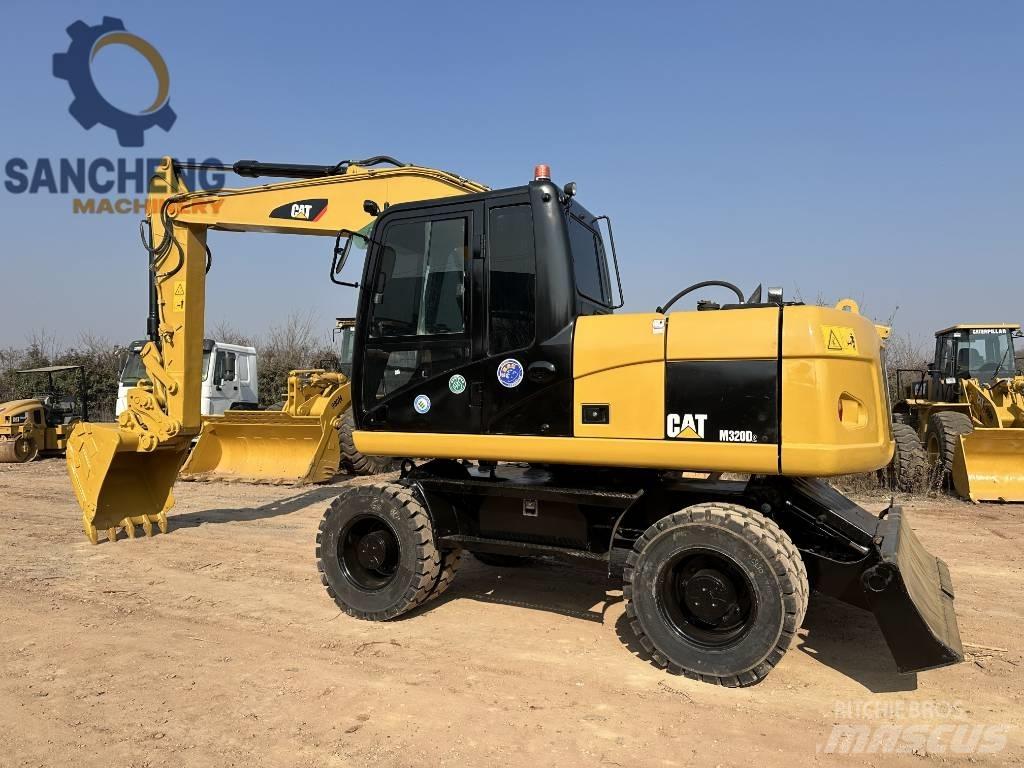 CAT M 320 D 旋轉式挖土機/掘鑿機/挖掘機