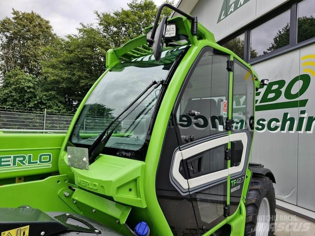 Merlo TF 42.7-140 伸縮臂操作車