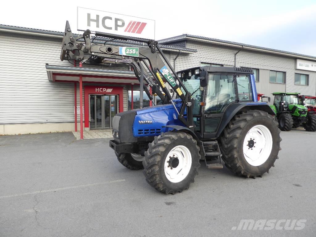 Valtra 6550 Hitech 曳引機