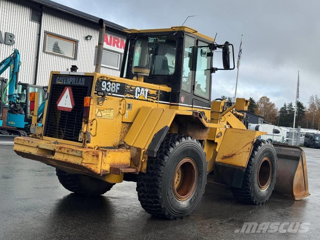 CAT 938 F II 輪胎式裝載機