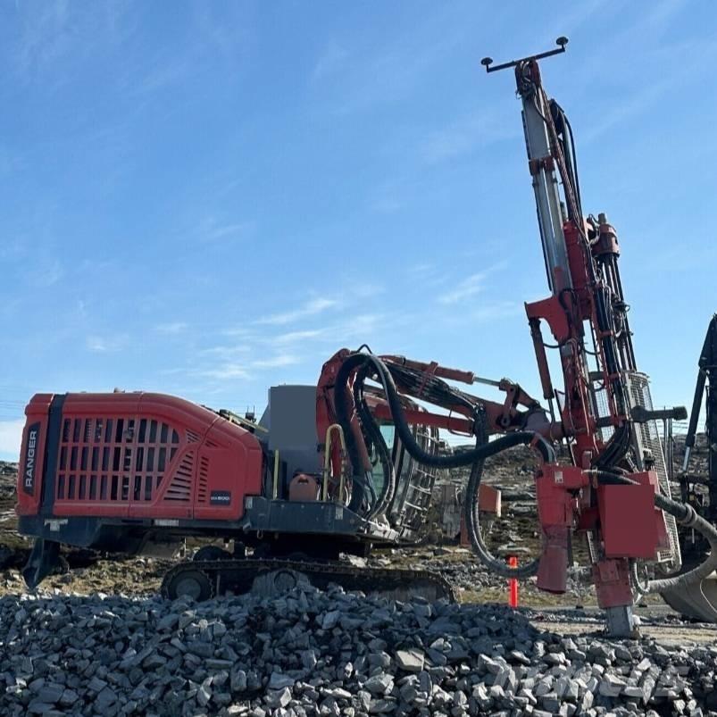 Sandvik DX800i 鑽孔機