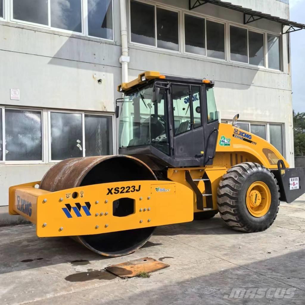 XCMG XS 223 J 單輪滾壓機