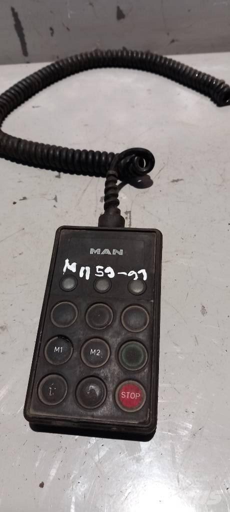 MAN TGM. 4460561380 電子設備