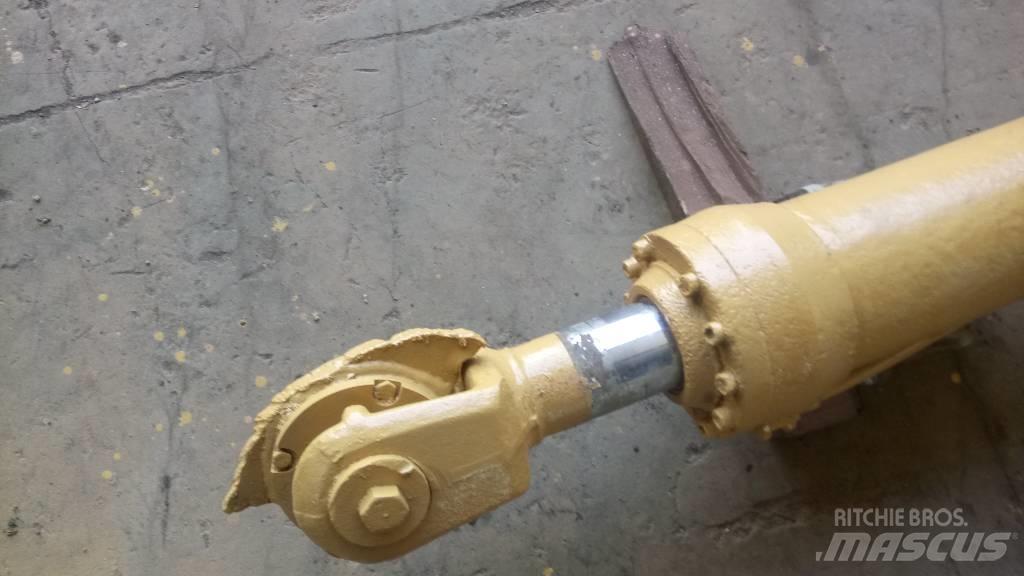 Volvo A 30 C 油壓