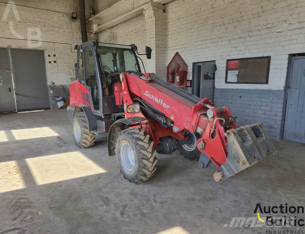 Schäffer 5680T 輪胎式裝載機