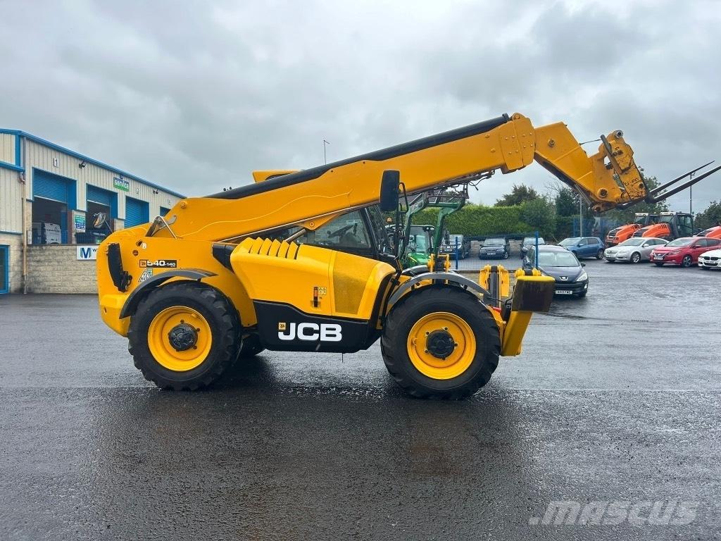 JCB 540-140 Sway / AC 伸縮臂操作車