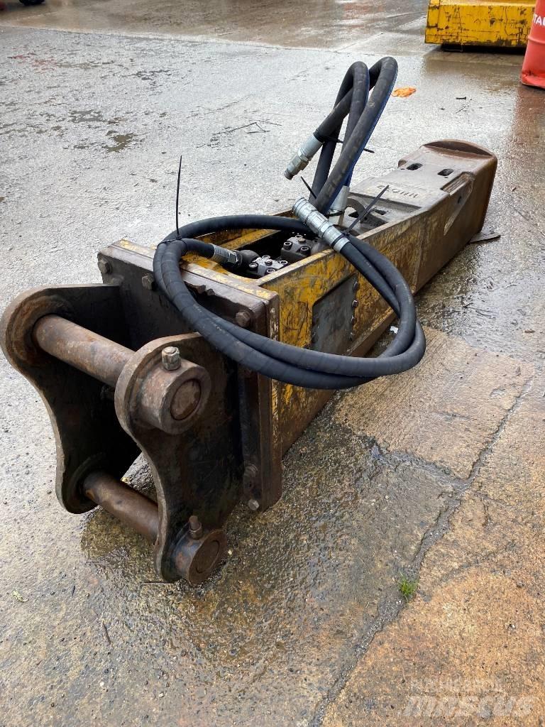 Indeco HP 2500 鐵鎚/碎石機