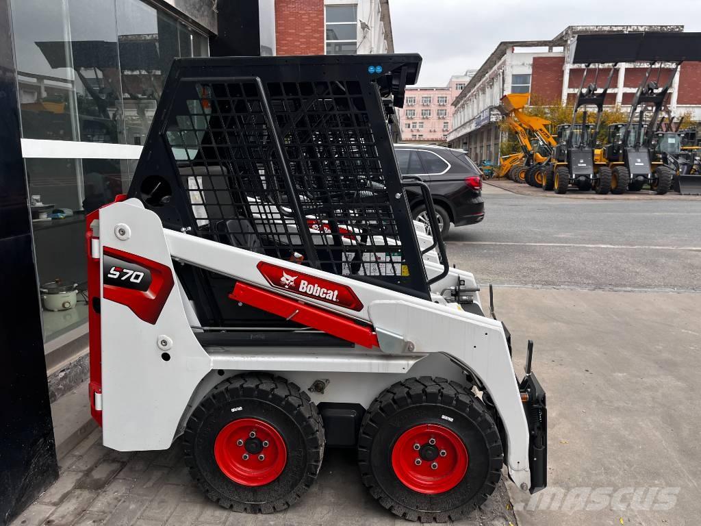 Bobcat S 70 滑移轉向裝載機
