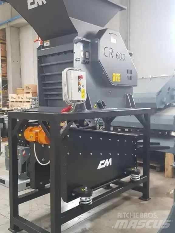 CM CR 600 破碎機