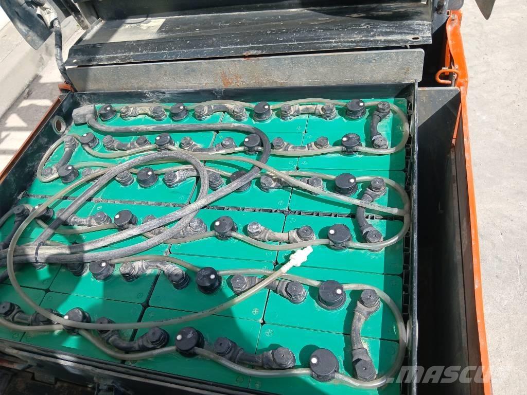Toyota 7 FBEF 15 電動堆高機
