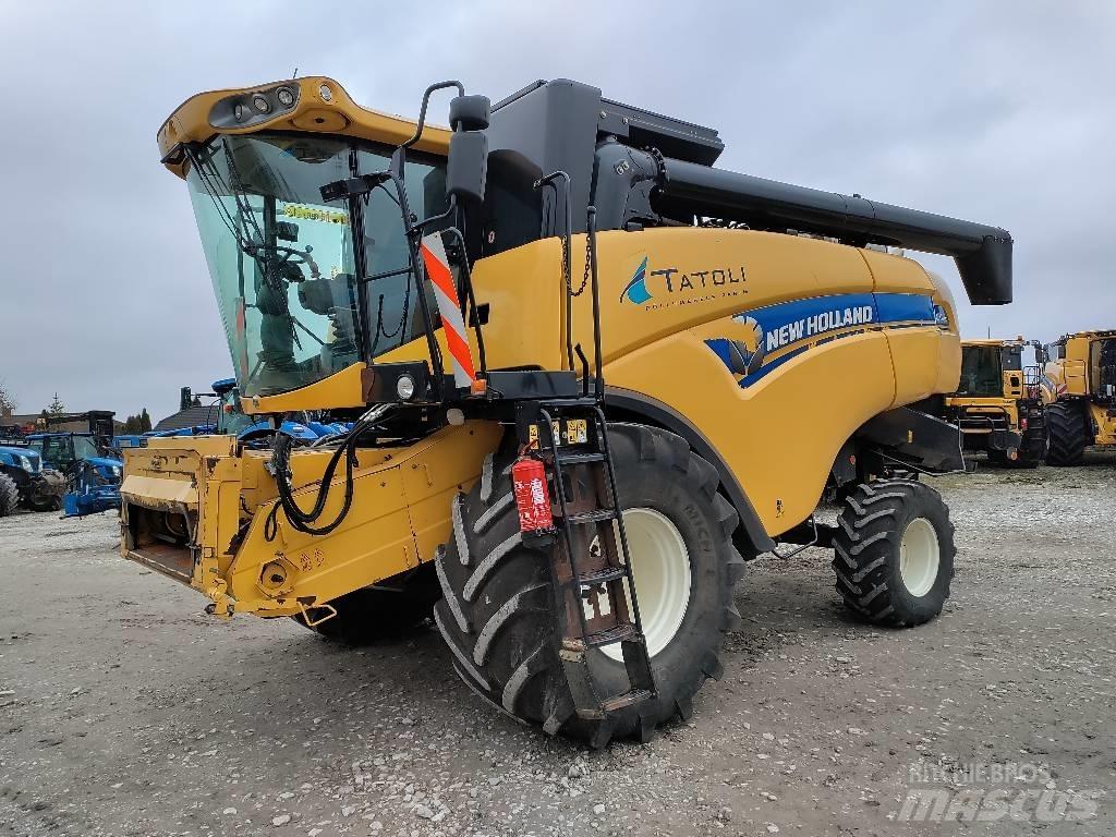 New Holland CX 6090 聯合收穫機