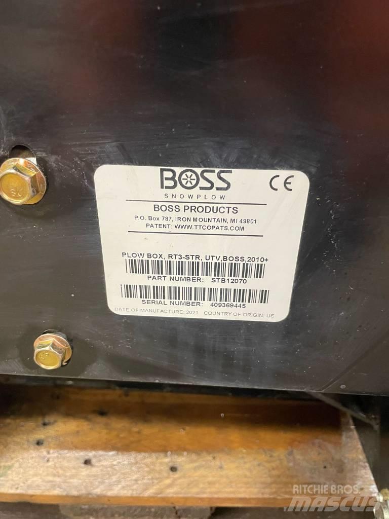 Boss SK-R 6' Box Plow 刮雪板和犁
