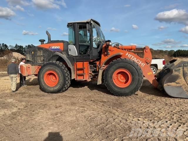 Hitachi ZW 220 輪胎式裝載機