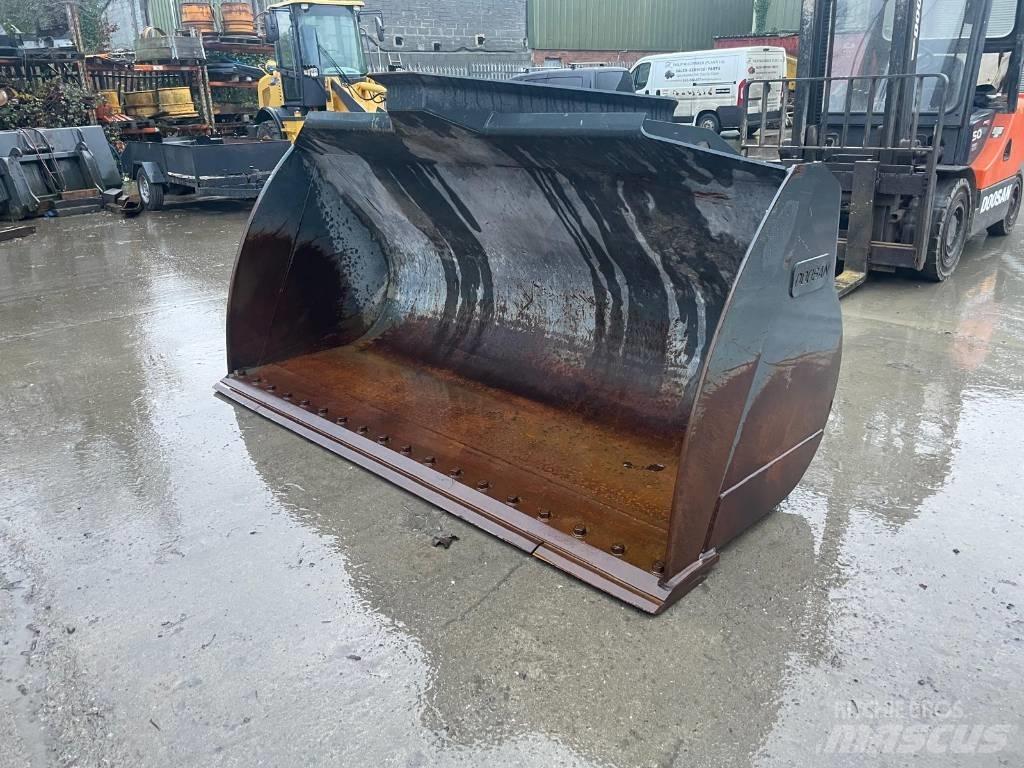 Doosan DL 280-5 鏟斗