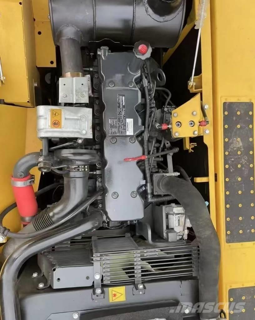 Komatsu PC 240 履帶式 挖土機/掘鑿機/挖掘機
