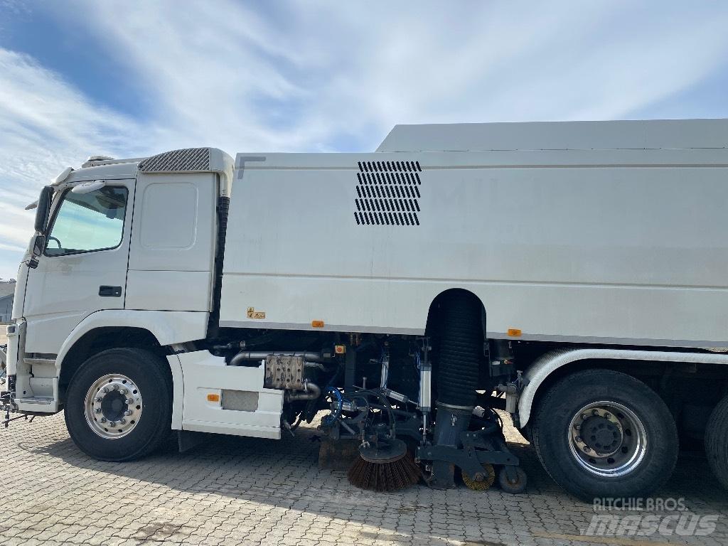 Volvo FM 500 清掃車