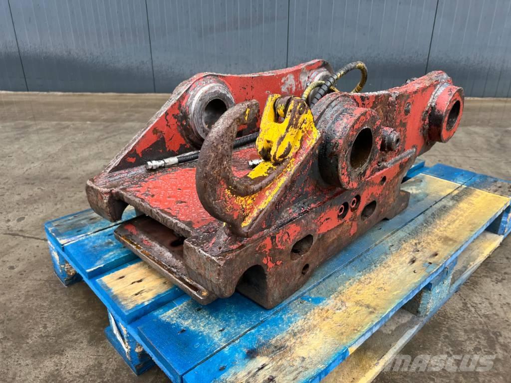 Engcon S70 - 323D 快速連結器