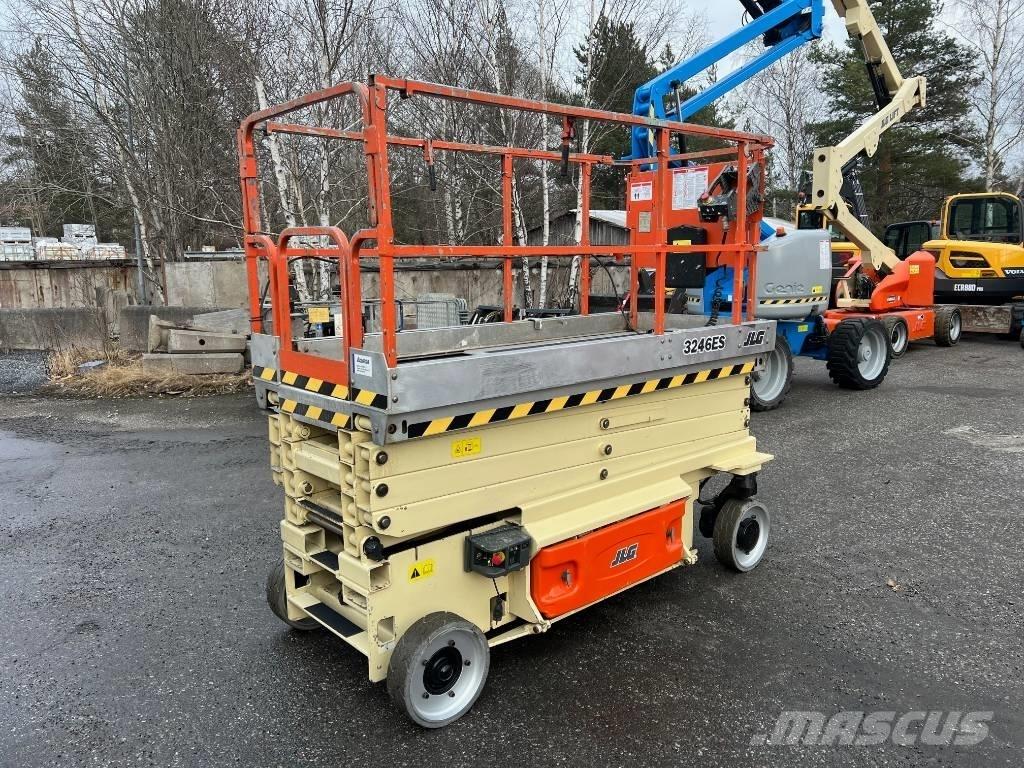 JLG 3246 ES 剪式升降機