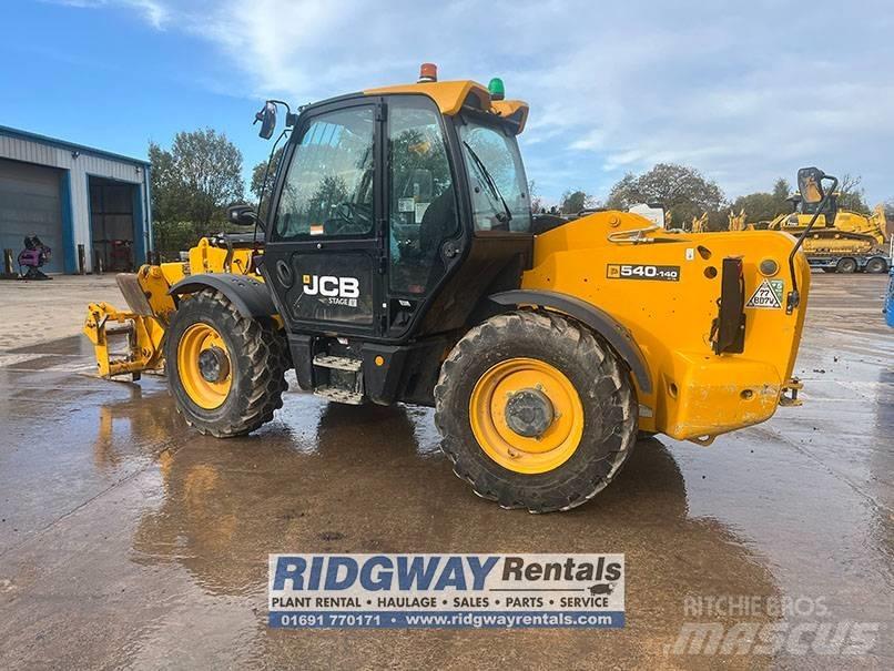 JCB 540-140 伸縮臂操作車