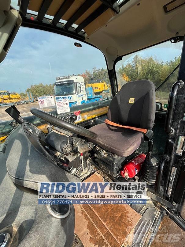 JCB 540-140 伸縮臂操作車