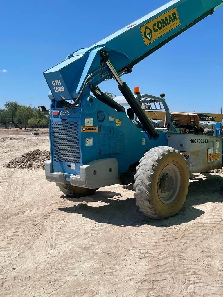 Genie GTH 1056 伸縮臂操作車