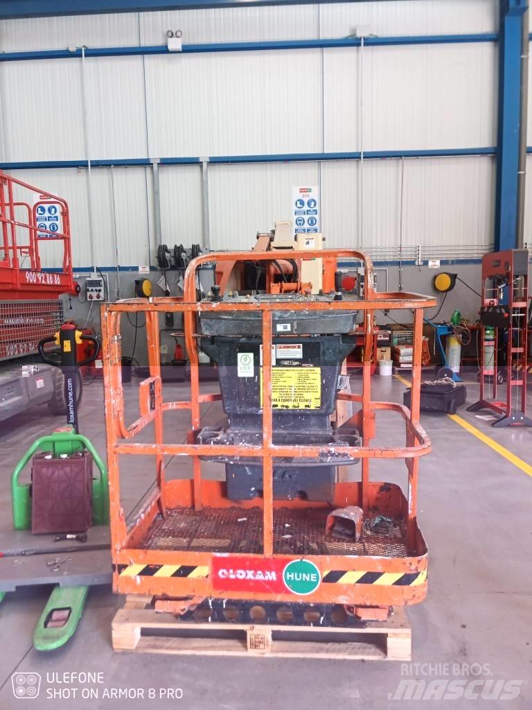 JLG E 300 AJP 曲臂高空作業車