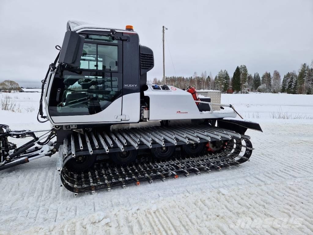 Prinoth Husky 4F 鏟雪車